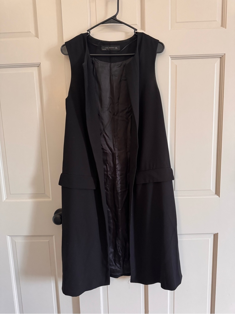 Zara Sleeveless long black vest M